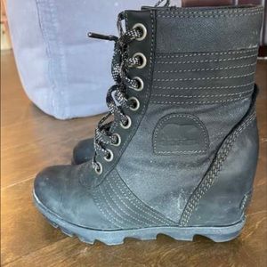 Sorel Lexi wedges